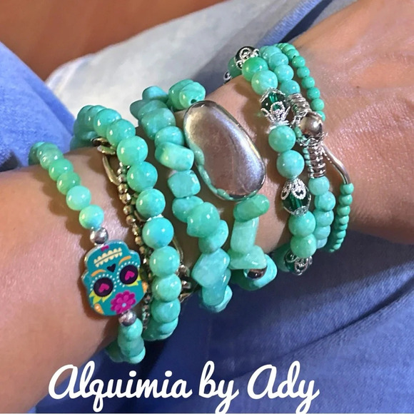 Amazonite beaded bracelet for stacking colorful green 8mm - Picture 2 of 5